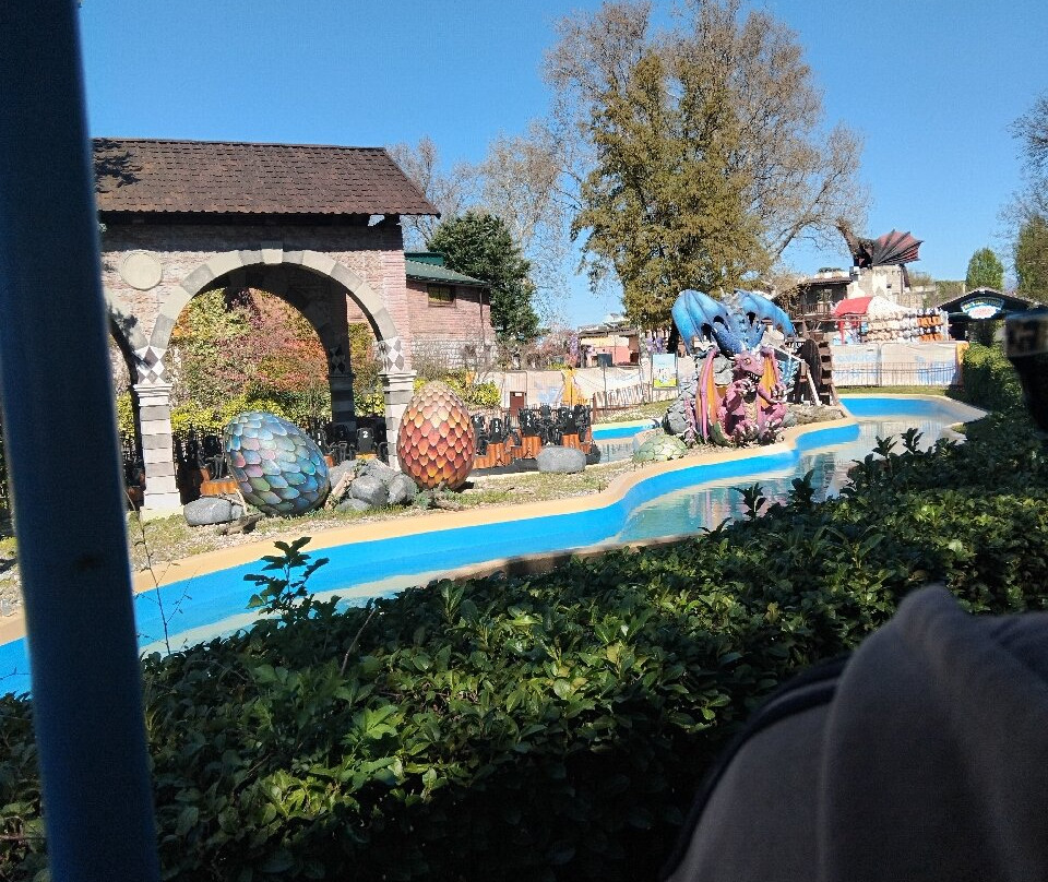 米尼塔里亚‧李奥兰狄亚公园-卡普里亚泰圣杰尔瓦肖必去景点