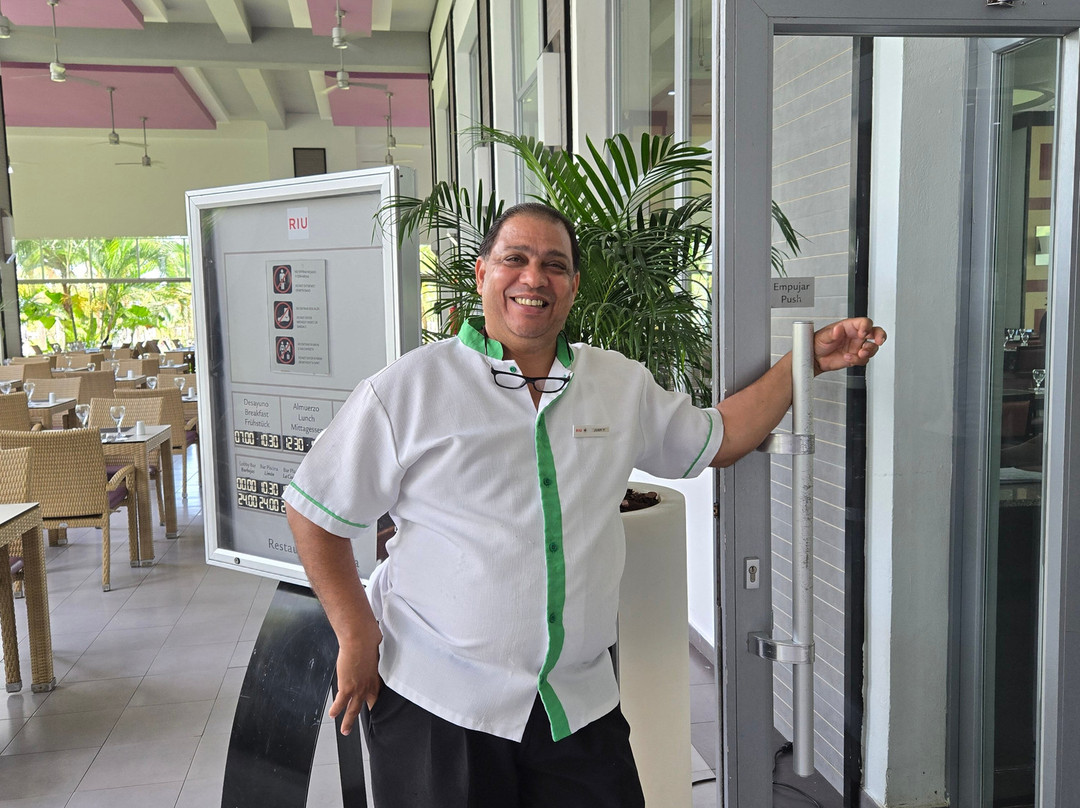 布兰卡海滩悦宜湾酒店主图