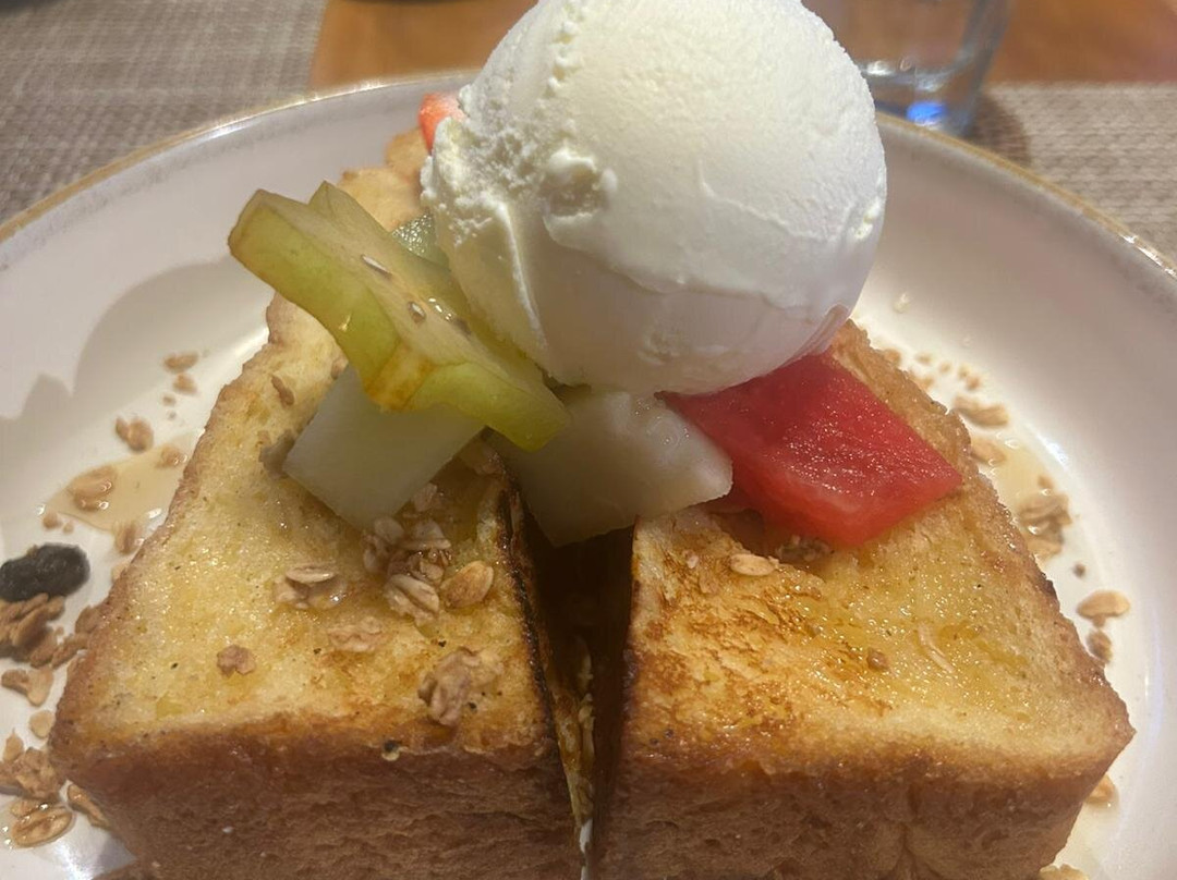 乌布蜂房酒店主图