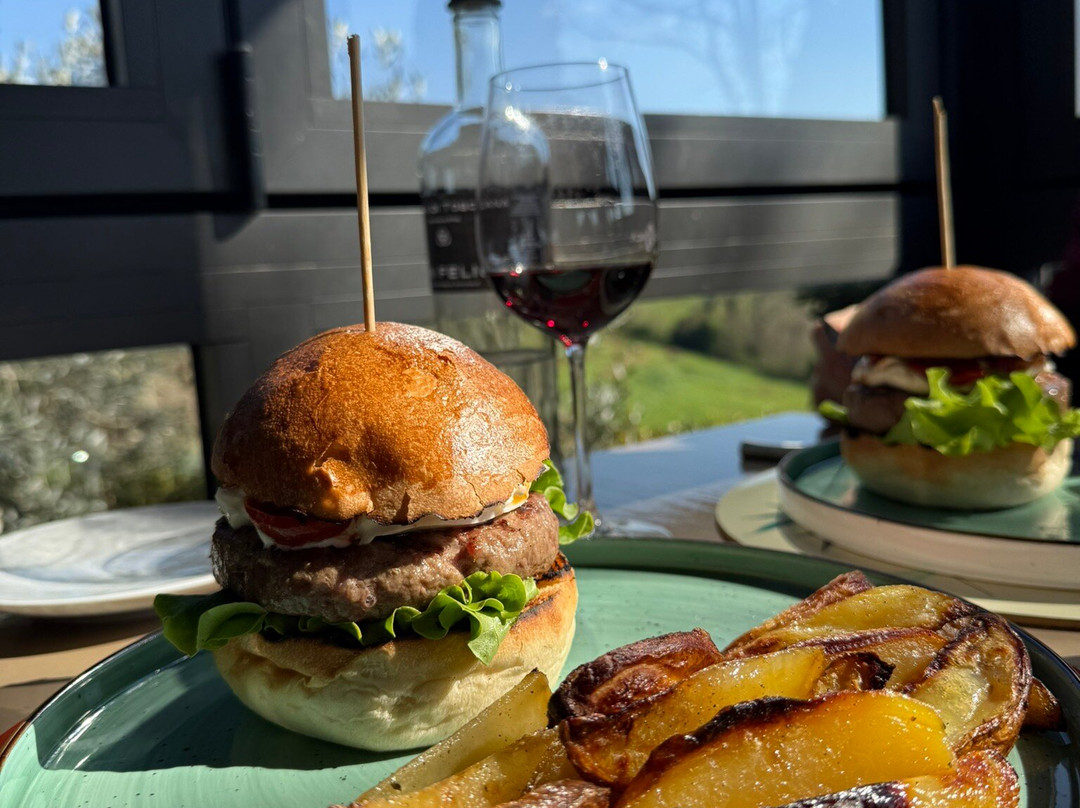 萨尔瓦多妮卡酒店主图