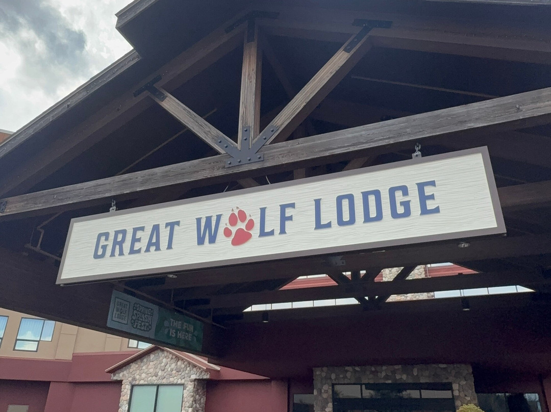 波士顿菲奇堡马大狼小屋主图