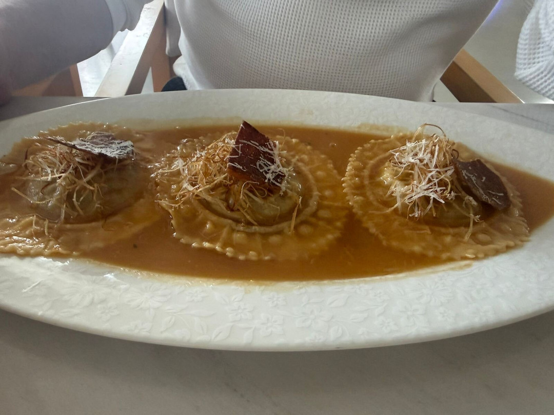 Bella Vita Restaurant by Labelle