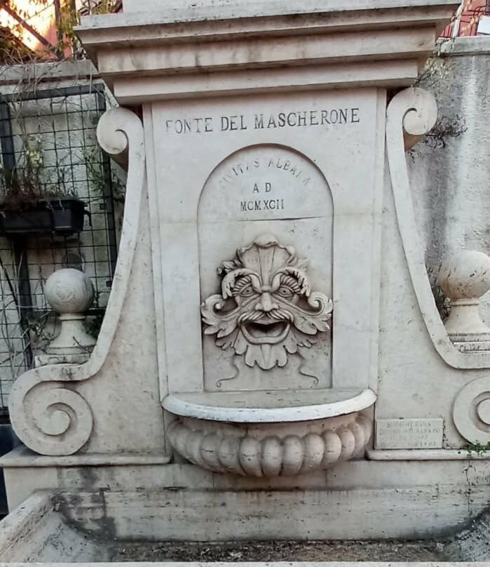 Fonte Del Mascherone