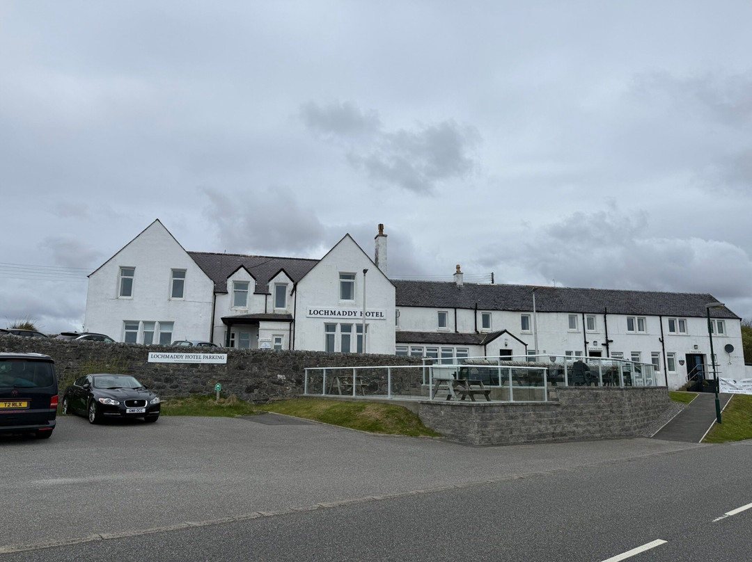 Lochmaddy Hotel主图