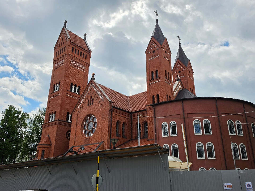 Church of Saints Simon and Helena-明斯克必去景点