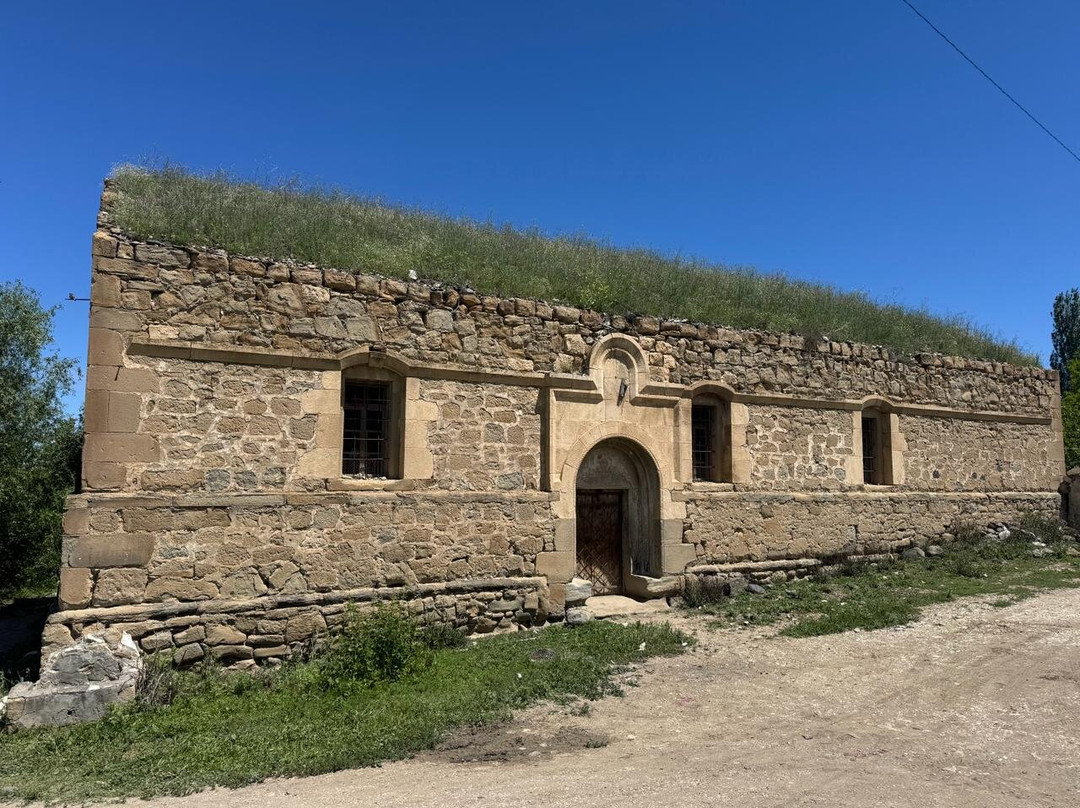Garachinarli Alban temple