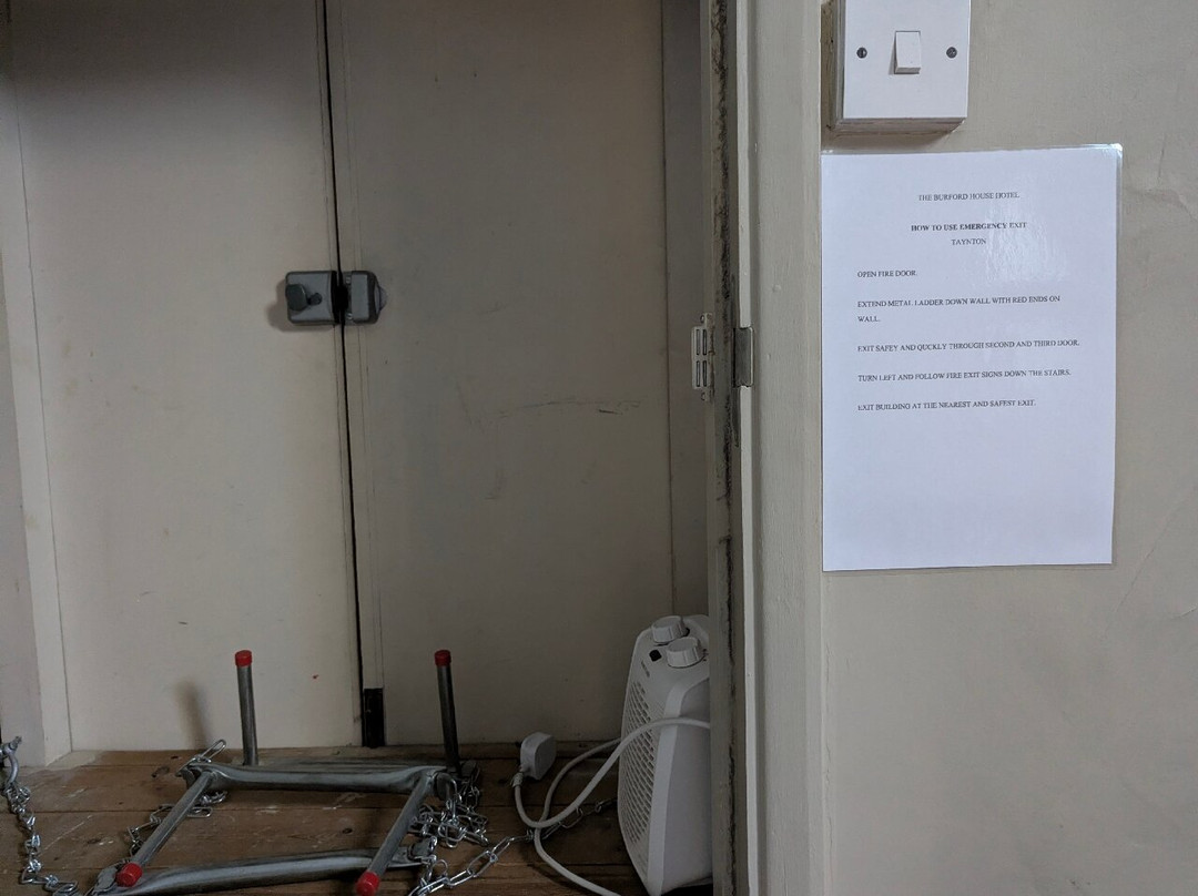 伯福德之家酒店主图