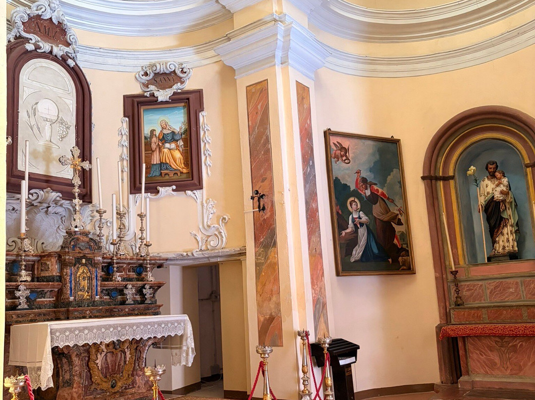 Chiesa dei Bianchi-Varzi必去景点