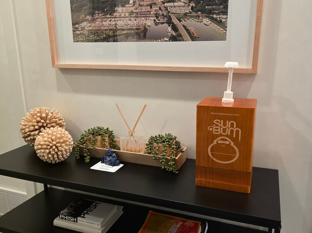 新水牛镇的邻里酒店主图