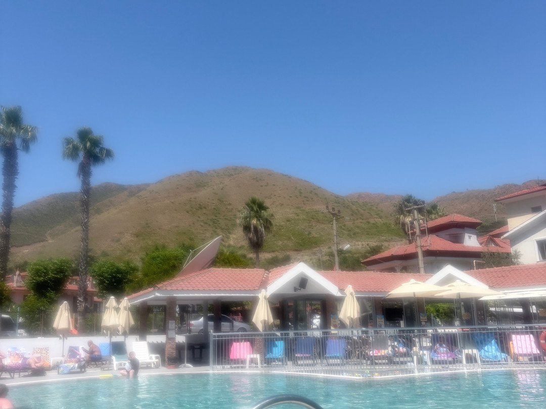 Club Sun Village Apartments主图