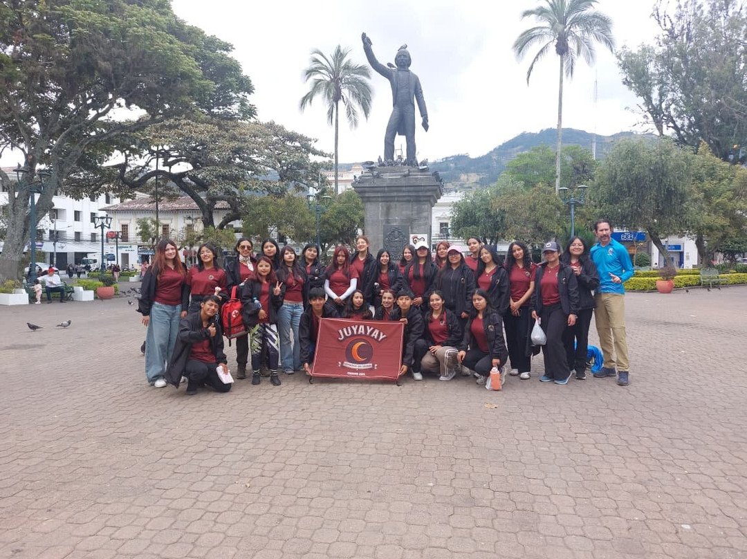 Plaza De La Merced Y Plaza Moncayo-伊瓦拉必去景点