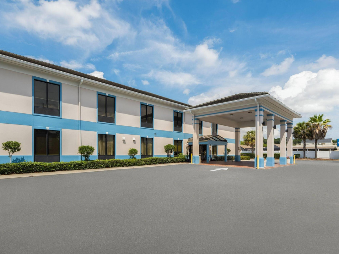 Garden City酒店住宿-Baymont by Wyndham Savannah/Garden City