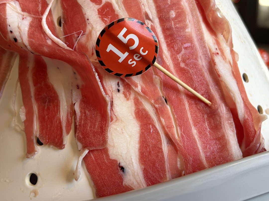 Lit Hot Pot
