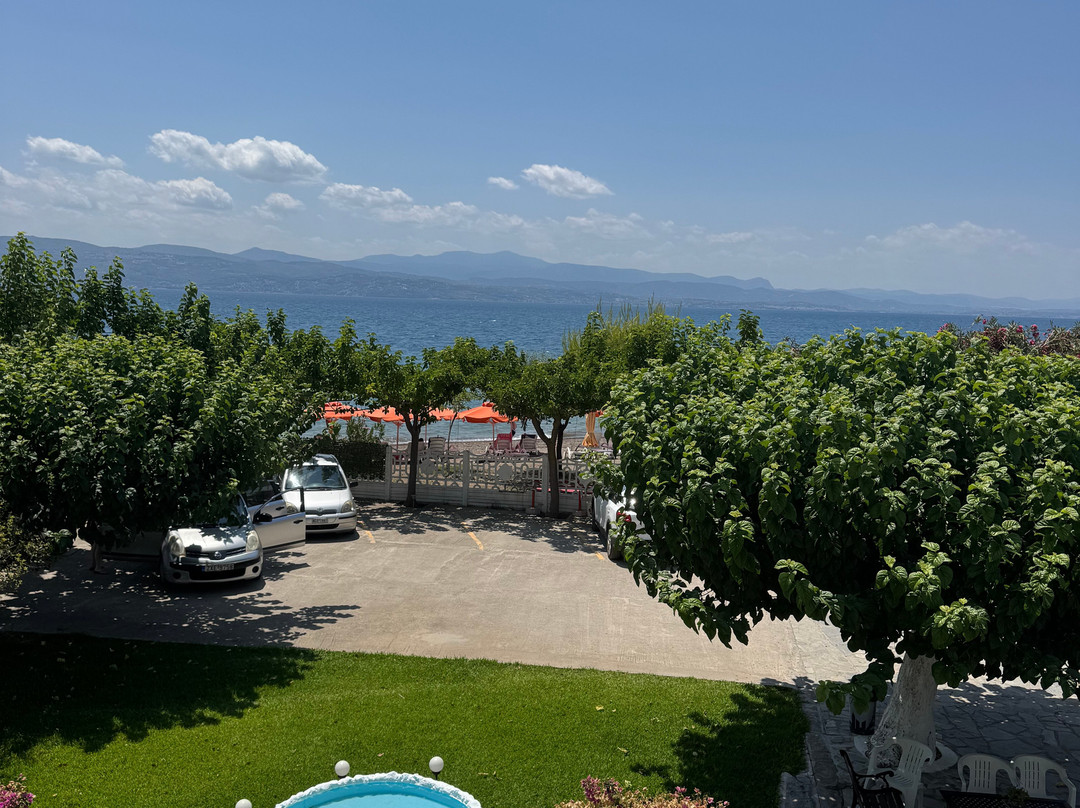 Akrogiali  Beach Rooms主图