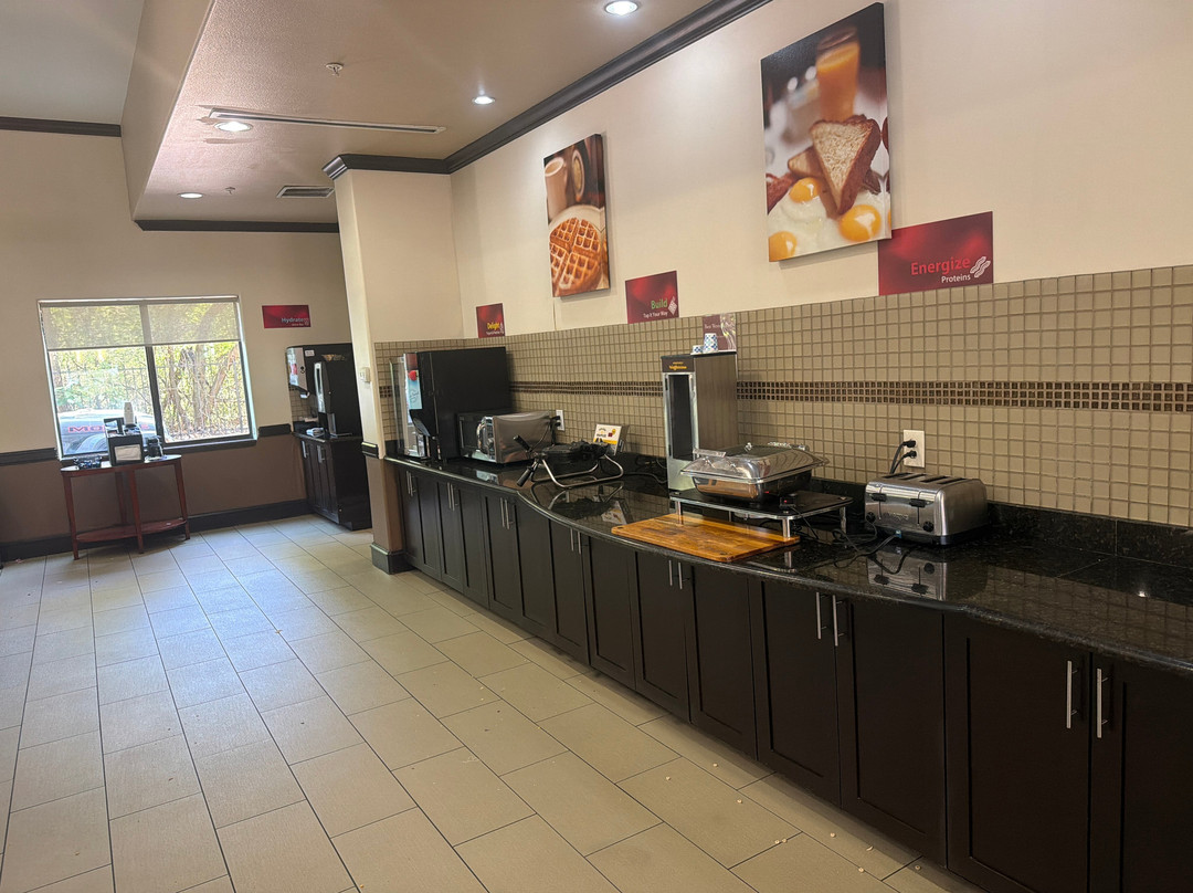 泰克瑟马贝斯特韦斯特优质套房酒店主图