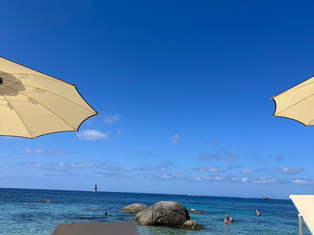 Cala Caterina Beach-维拉西谬斯必去景点