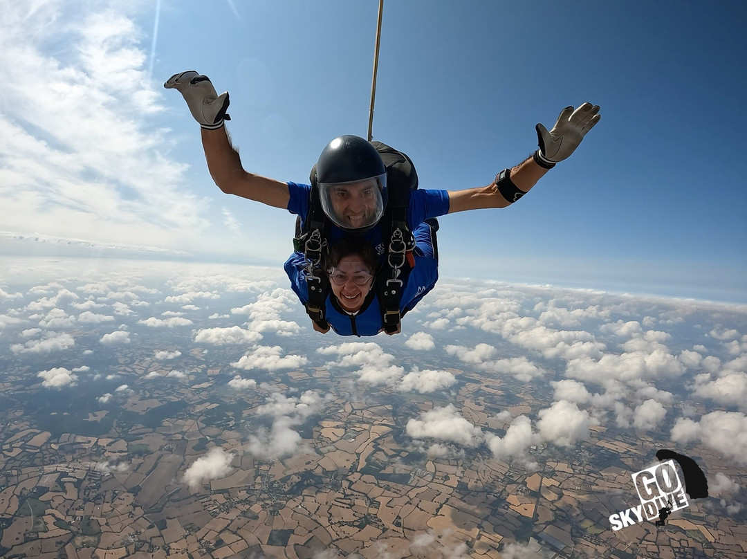 GoSkydive-索尔兹伯里必去景点