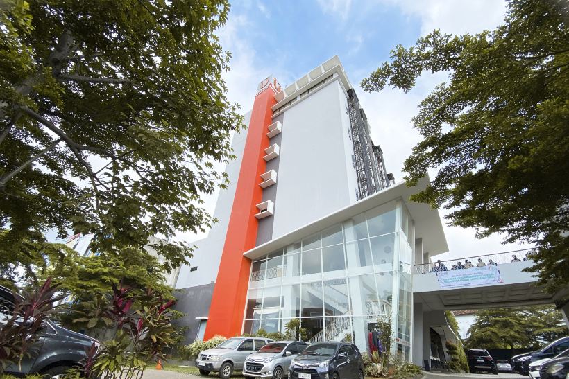 兰蓬都市风格酒店-阿扎纳精选-官方