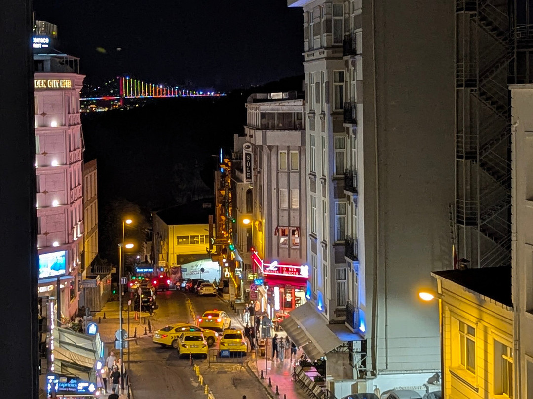 伊斯坦布尔白宫酒店主图