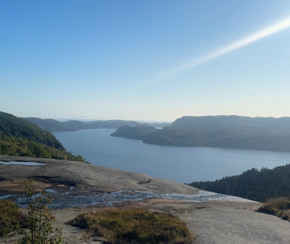 Hike to Skrelia-Lyngdal Municipality必去景点