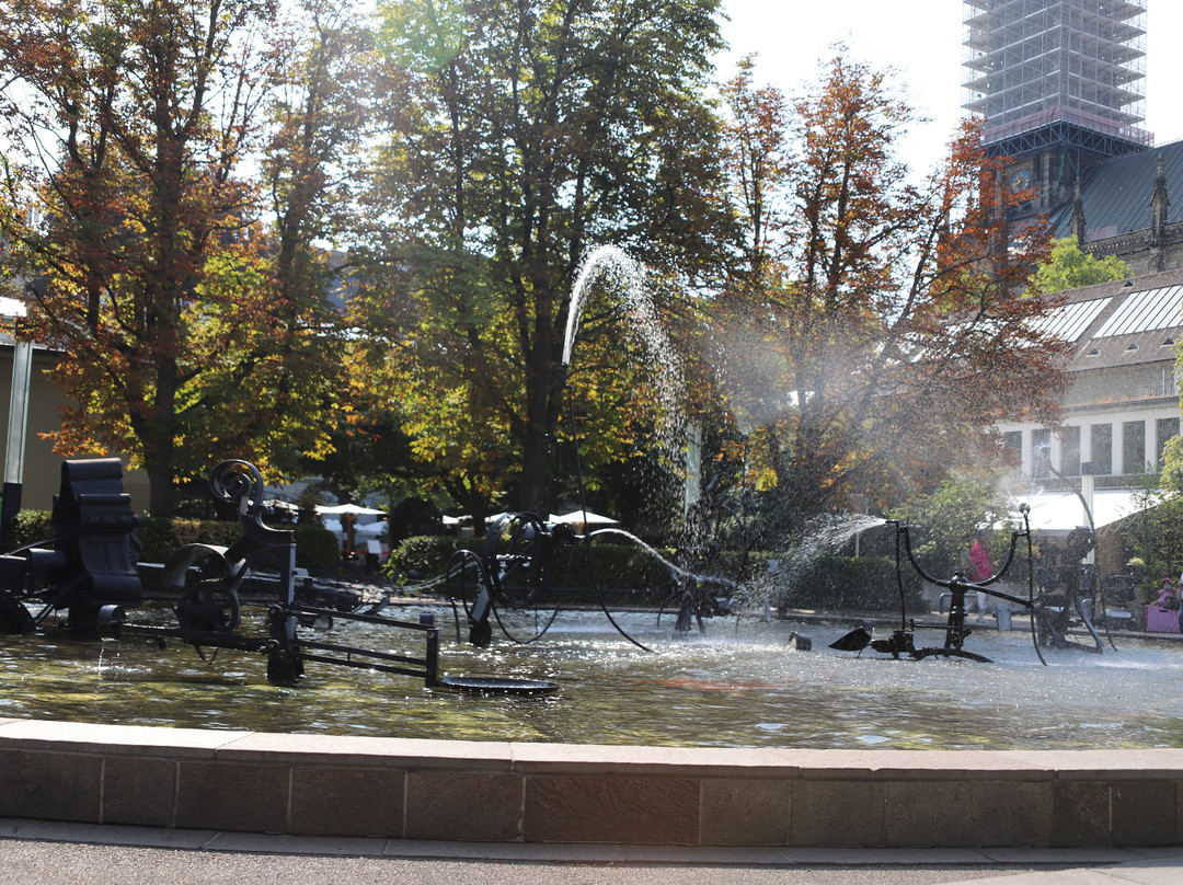 Tinguely Fountain-巴塞尔必去景点
