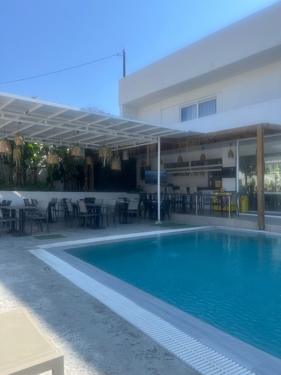Fresh Hotel Faliraki-旅行者