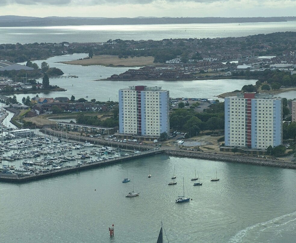 Gunwharf Quays-普兹茅斯必去景点