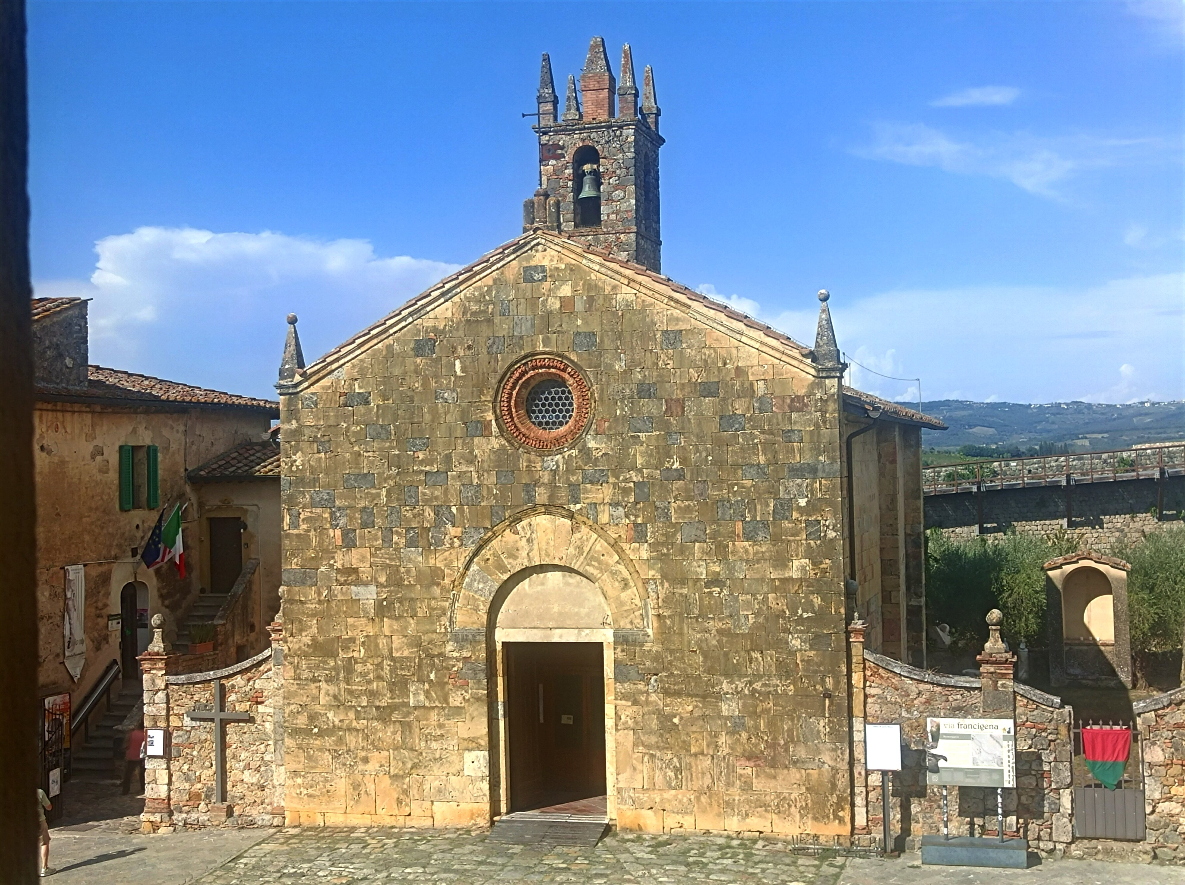 Rooms and Wine Monteriggioni-旅行者