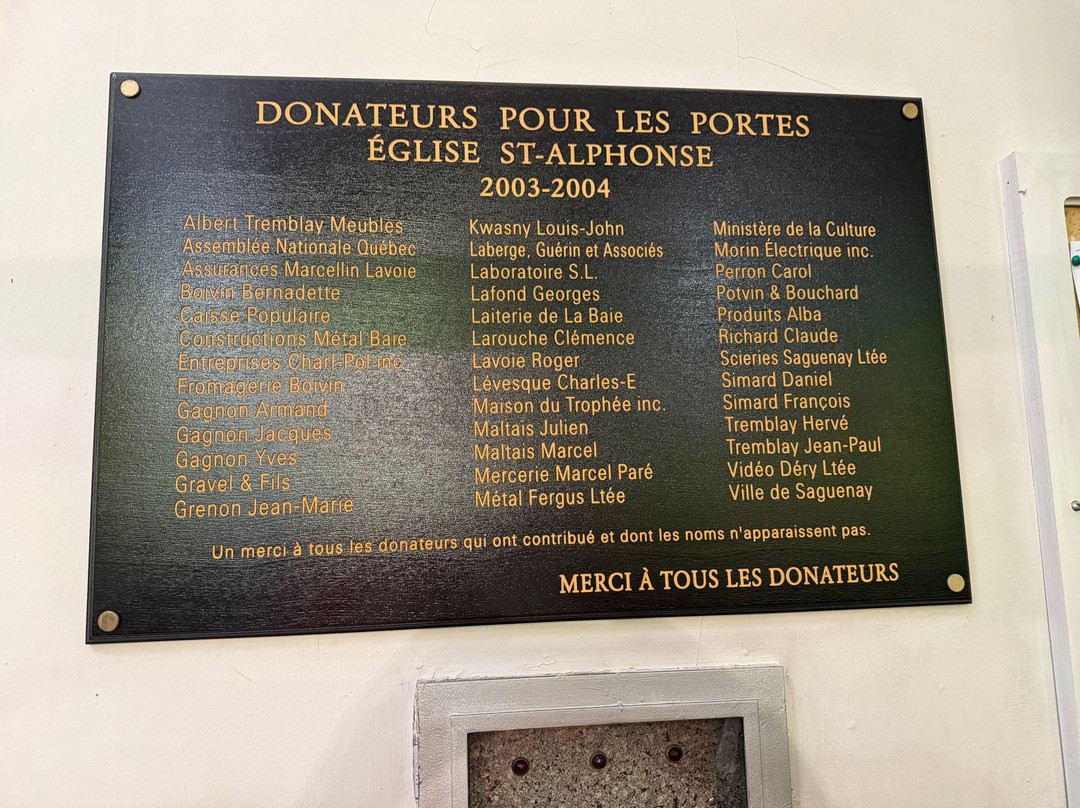 Paroisse St-Alphonse-La Baie必去景点