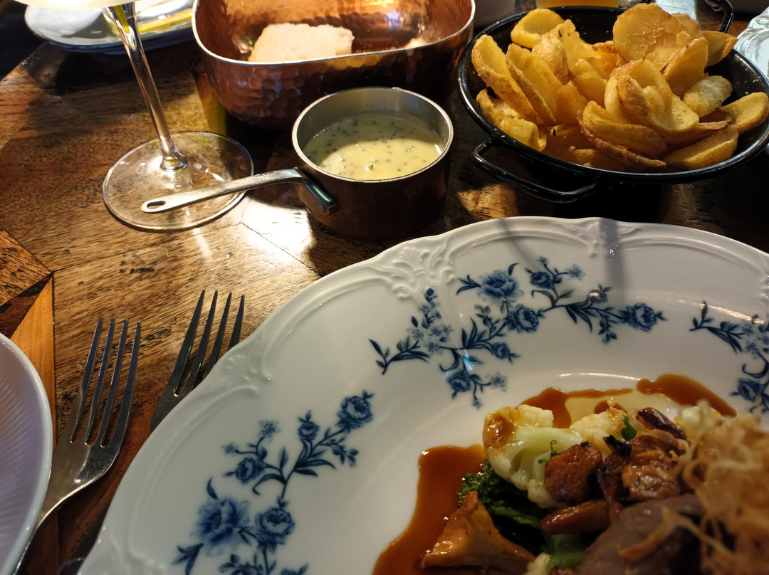 Mon Ami Brasserie