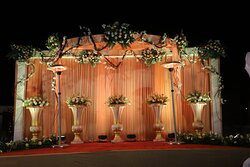 The Wedding Bells主图