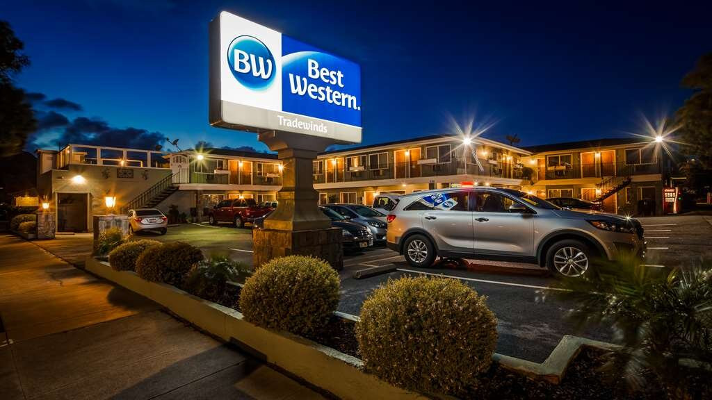 莫洛湾贸易风贝斯特韦斯特酒店主图