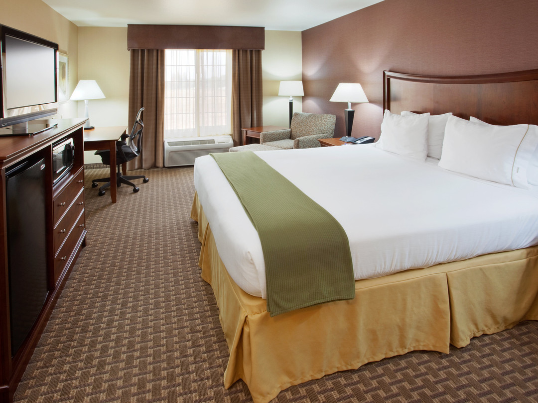 Willows酒店住宿-Holiday Inn Express Willows by IHG