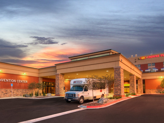 Montbello酒店住宿-丹佛国际机场皇冠假日酒店