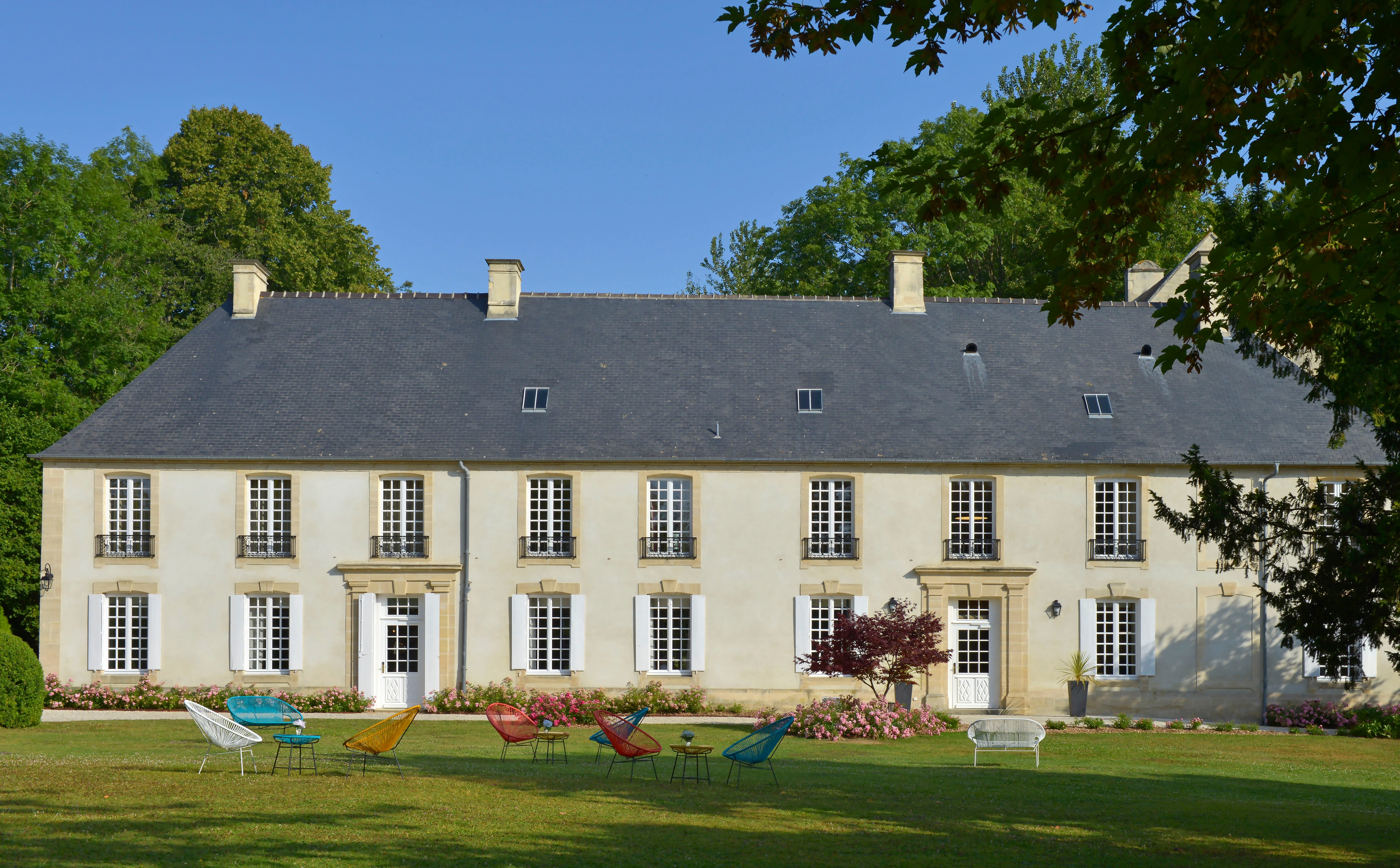 Chateau Saint Gilles-官方