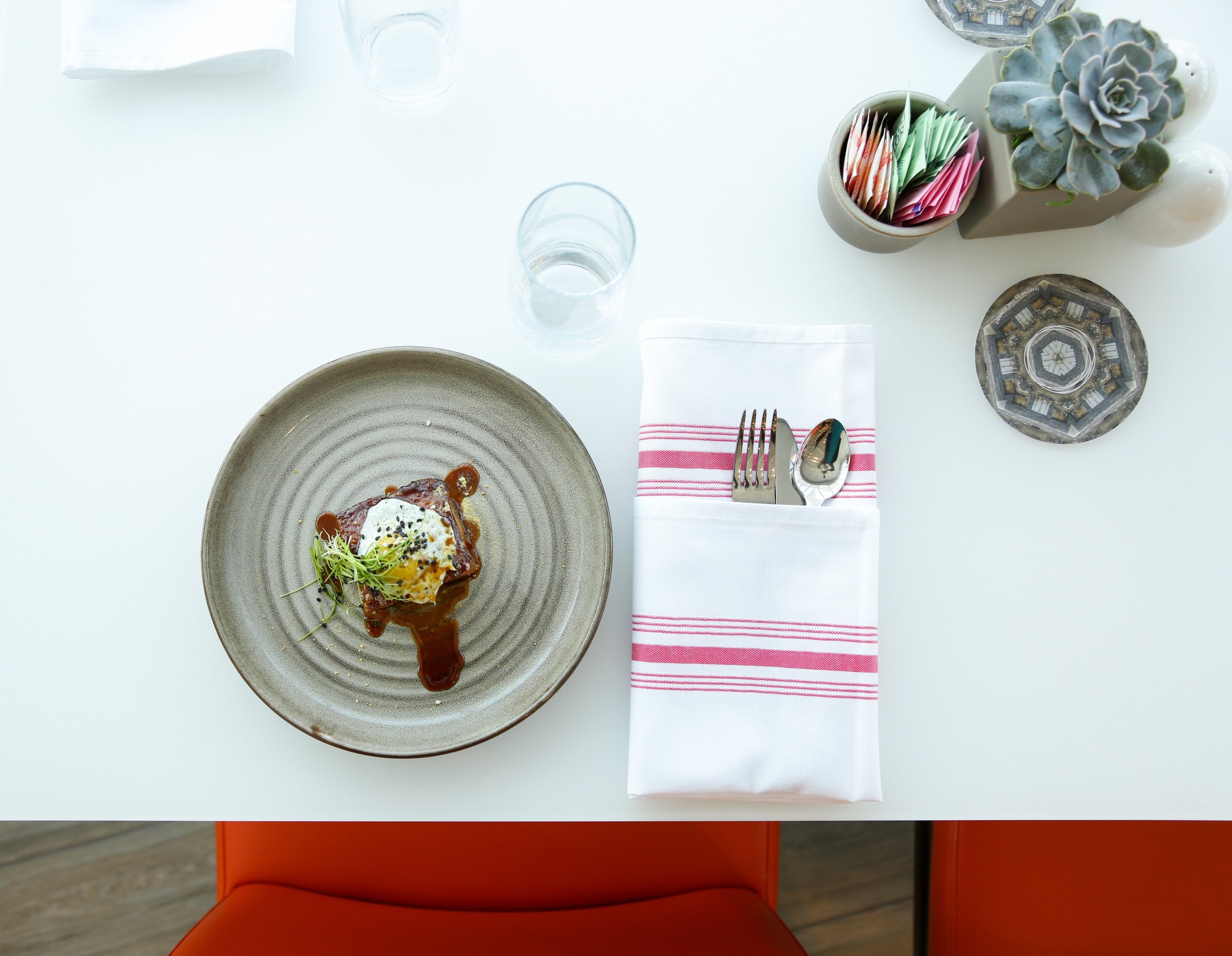 The Summit Hotel-官方