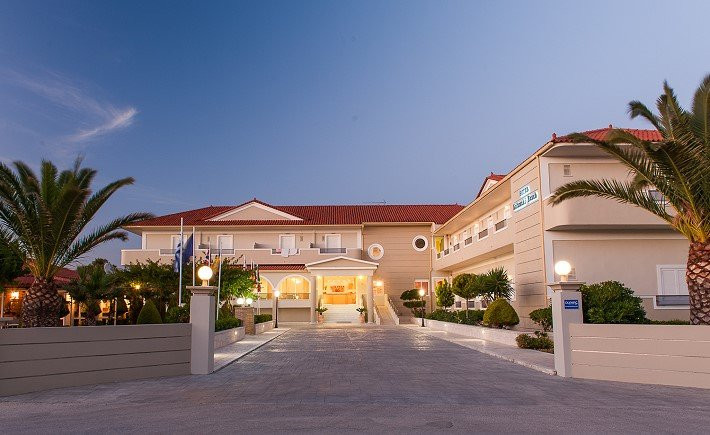 Kalamaki Beach Hotel