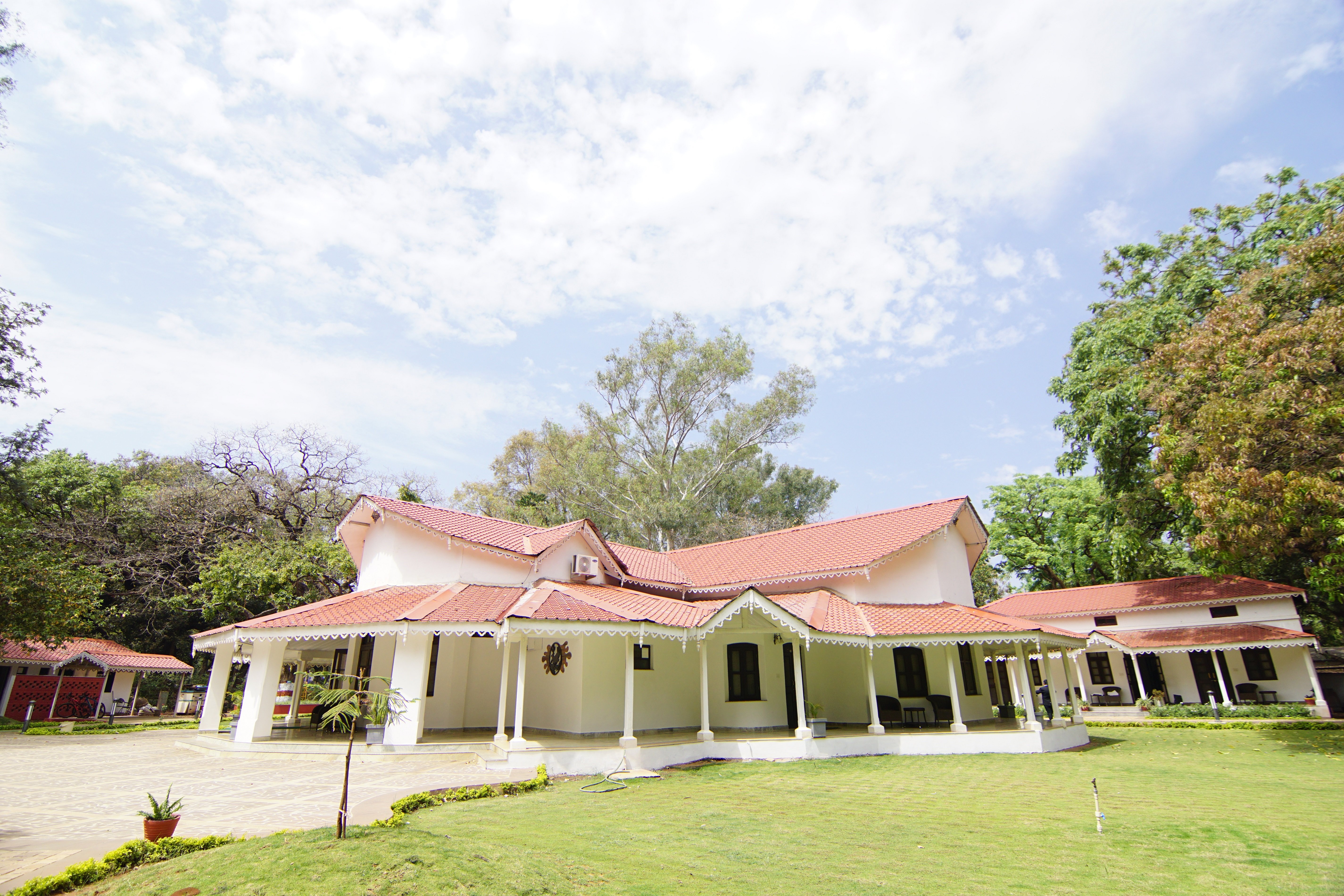 MPT Amaltas, Pachmarhi-官方
