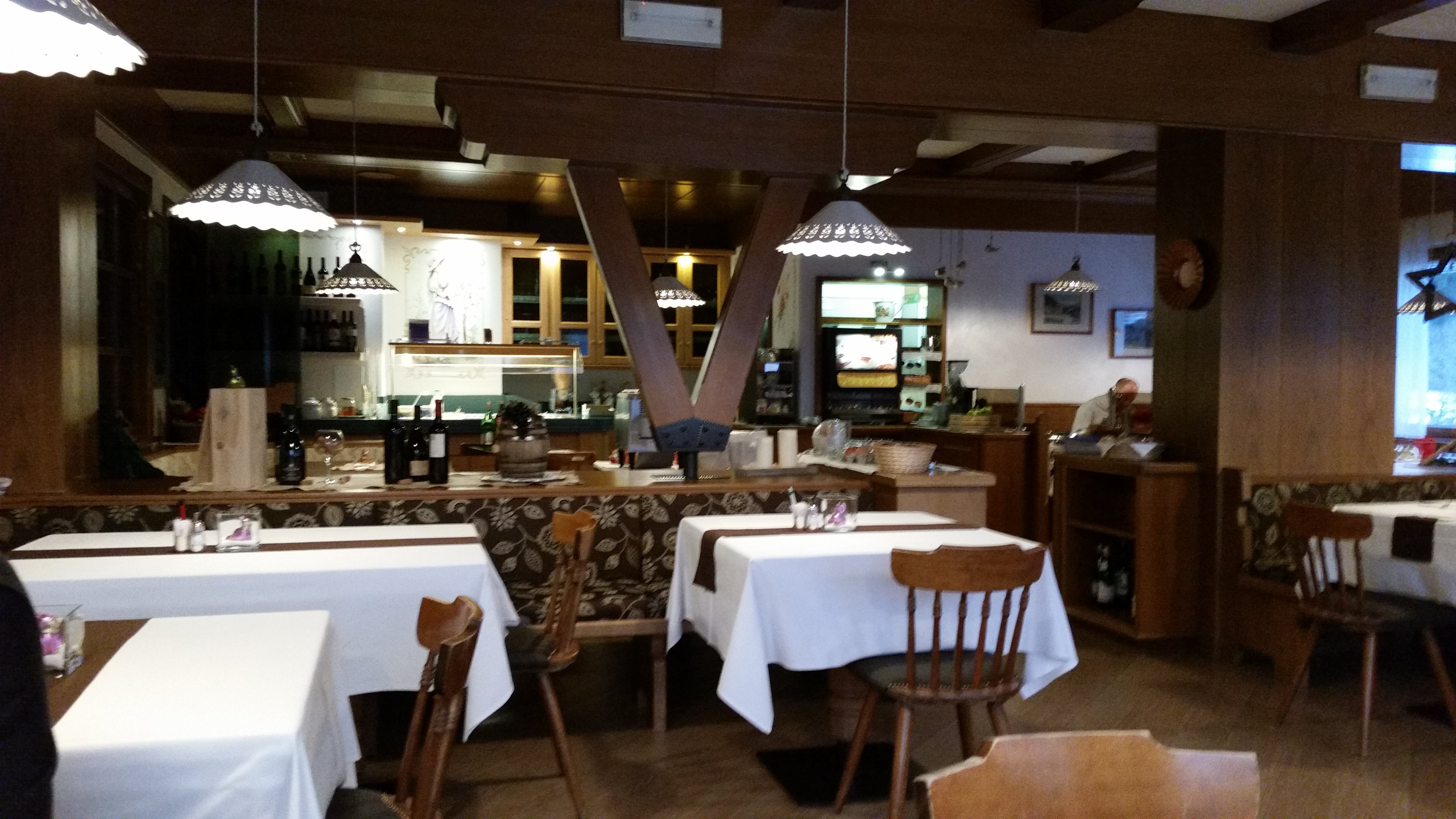 Albergo Contrin-官方