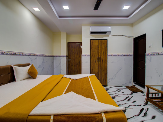Treebo Trend Hotel Sai Bansi Residency