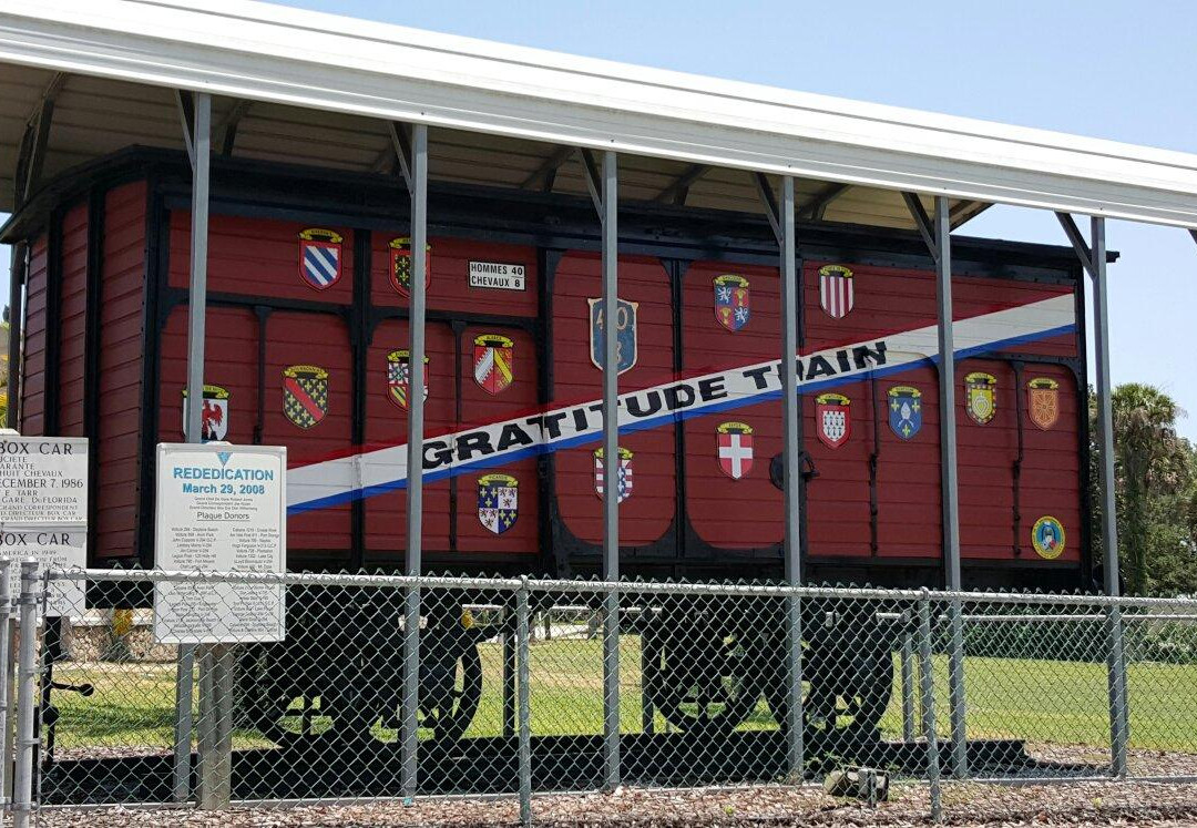 Holly Hill旅游景点-Merci Train Boxcar