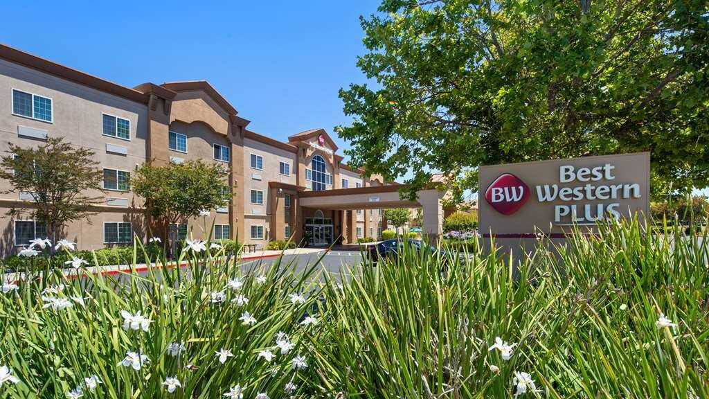 Best Western Plus Vineyard Inn主图