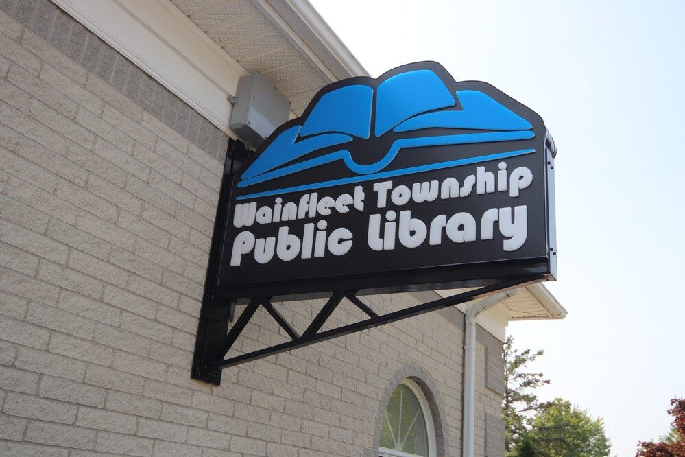 Welland Canal Memorial Monument-Welland必去景点