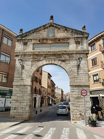 Puerta de Corredera Toro景点图片
