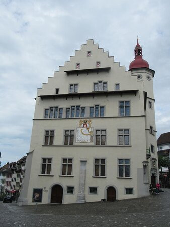 Rathaus-苏尔塞必去景点