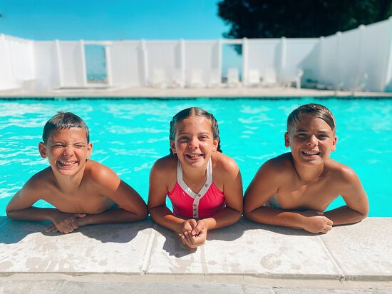 Ideal Beach Resort主图