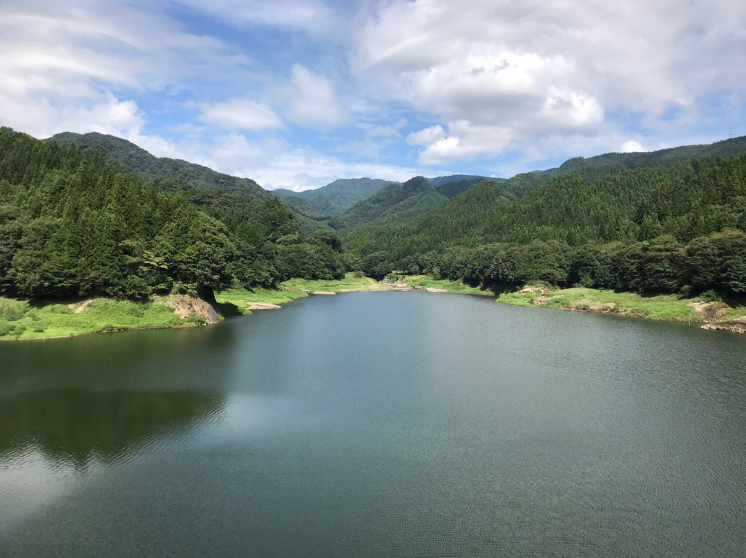 Kirizumi Dam景点图片