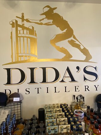 Dida's Distillery景点图片