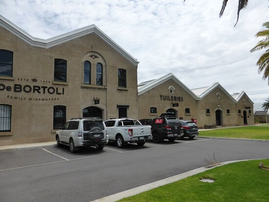 Tuileries at De Bortoli Rutherglen主图