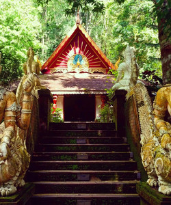 Pha Lat寺景点门票图片